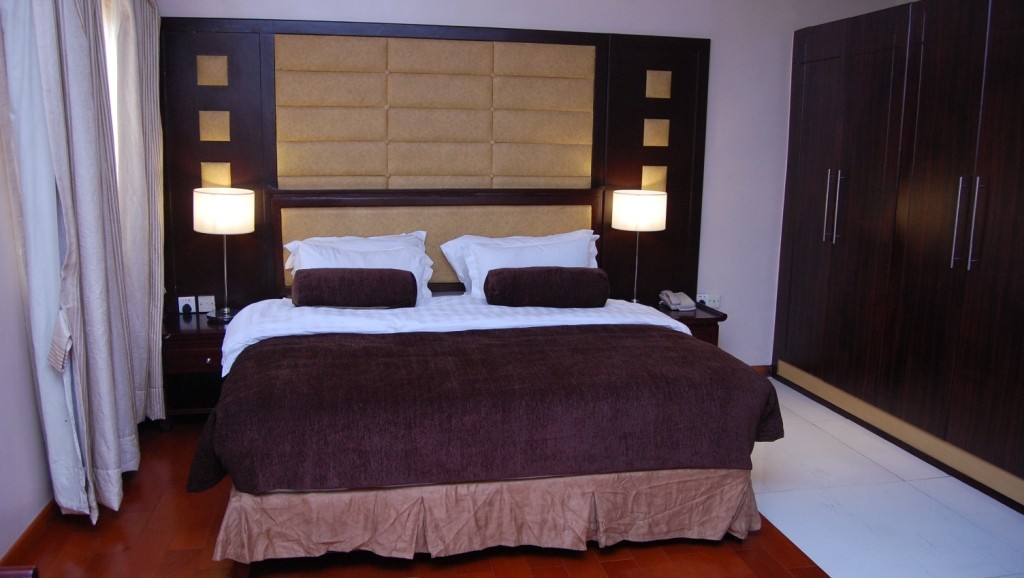 /web/uploads/116/Owu Crown Hotel ibadan/room-photos/Deluxe room/owu crown de.jpg